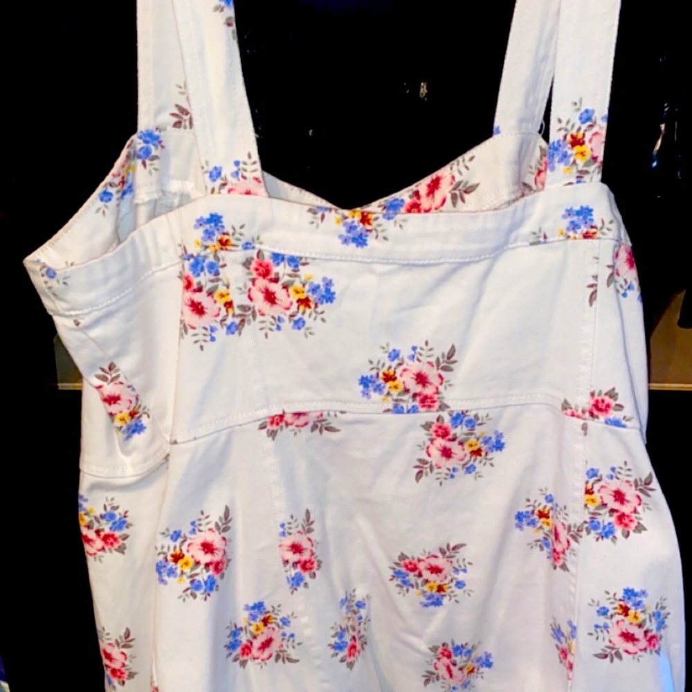 Small flower dress for the summer